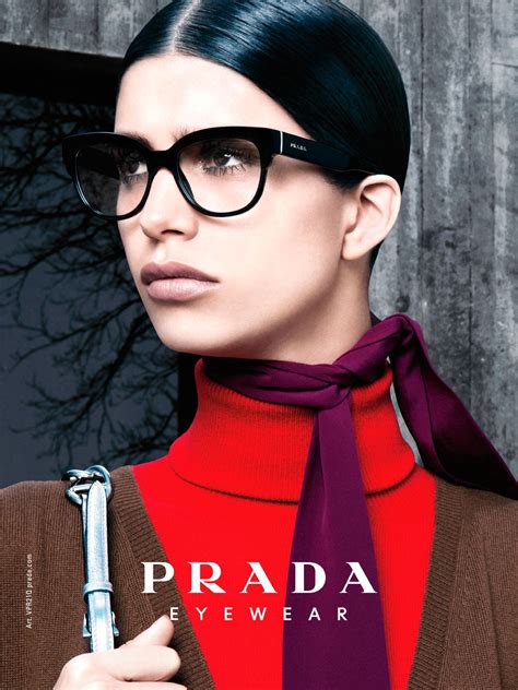 prada women eyeglass frames.